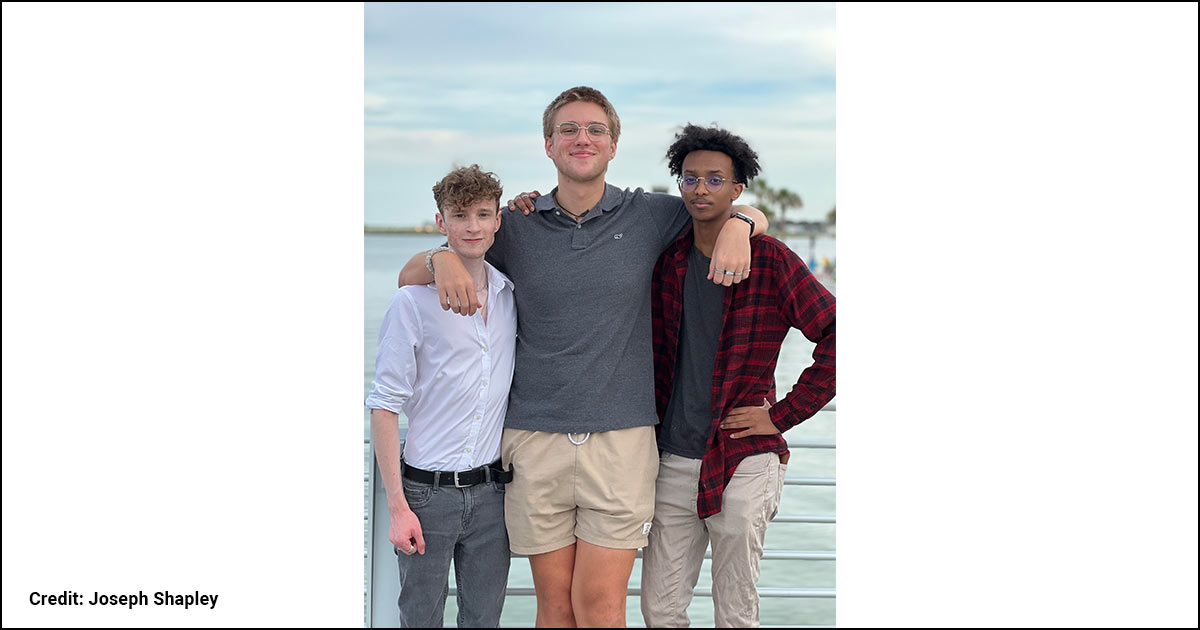 Invii co-founders.